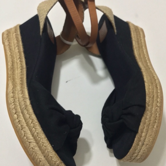 TORY BURCH Knotted Bow Wedge Sandal Black Tan 40 - Picture 4 of 9